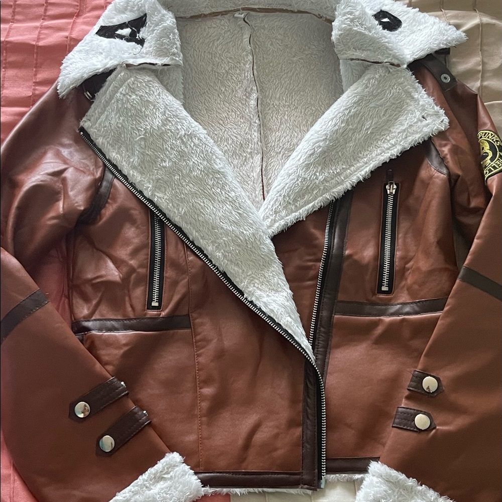 Gorgeous Light Weight Jacket - image 5